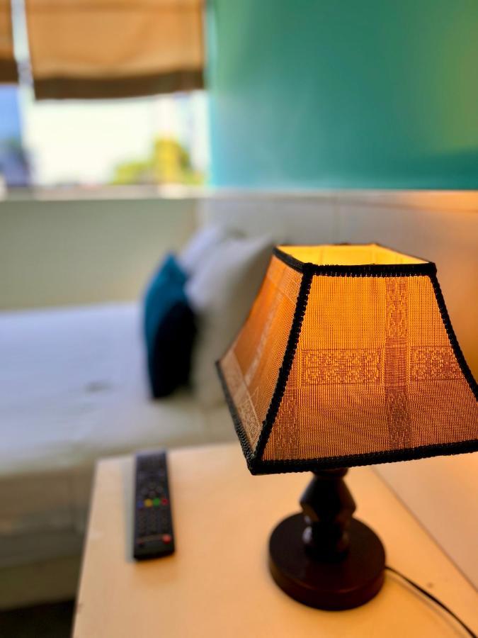 Hotel Country Trujillo Энкалада Экстерьер фото