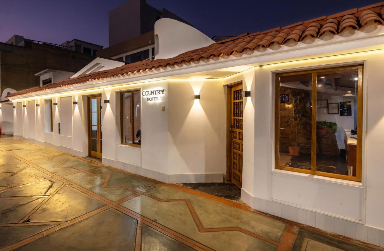Hotel Country Trujillo Энкалада Экстерьер фото