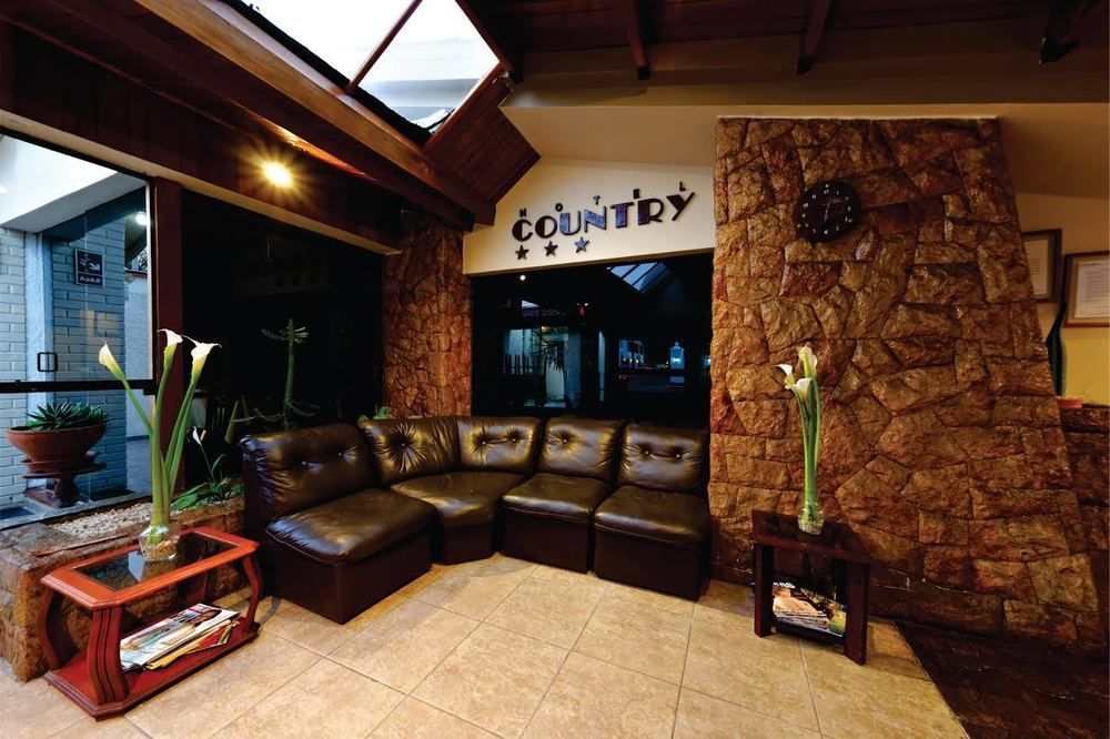 Hotel Country Trujillo Энкалада Экстерьер фото